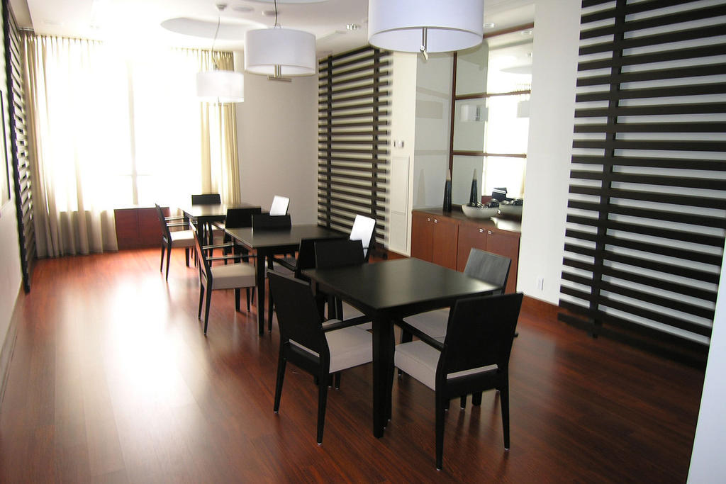 Napa Furnished Rental Apartments Square One Миссиссага Номер фото