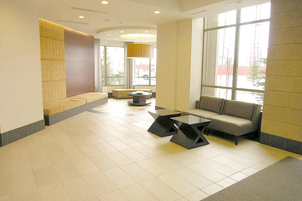 Napa Furnished Rental Apartments Square One Миссиссага Номер фото
